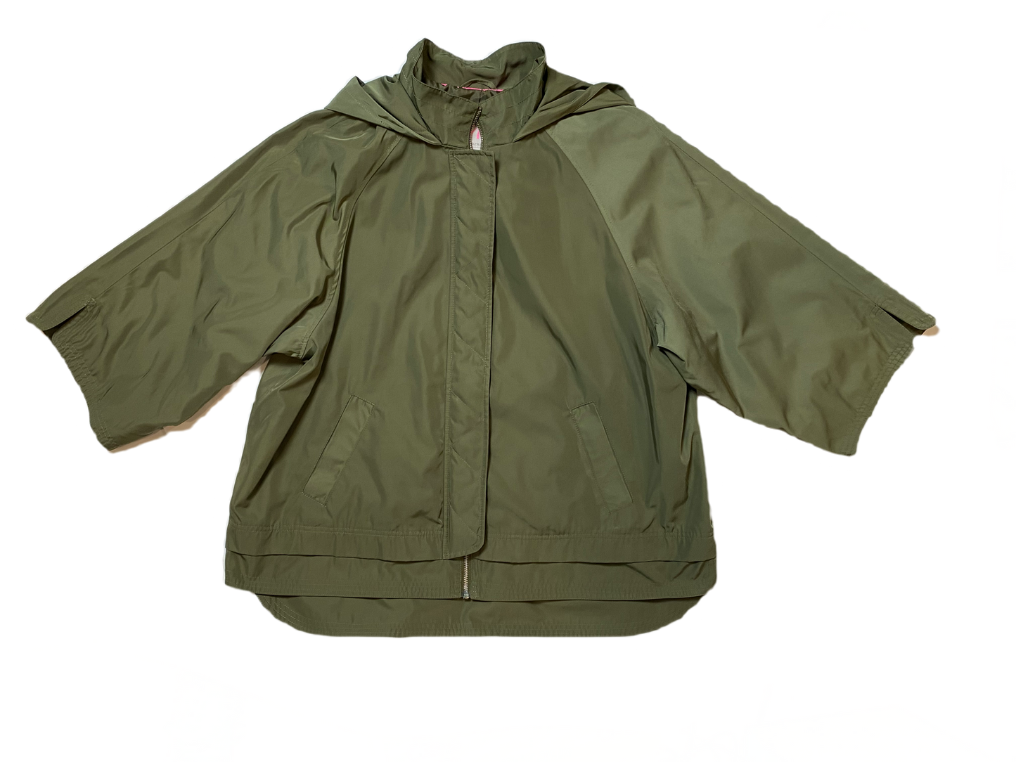 Isaac Mizrahi Live! Women's SOHO Hooded Olive Green Rain Jacket This rain jacket has such great styling. Along with a hood and pockets, it zips & snaps up the front to ensure keeping the chill out.