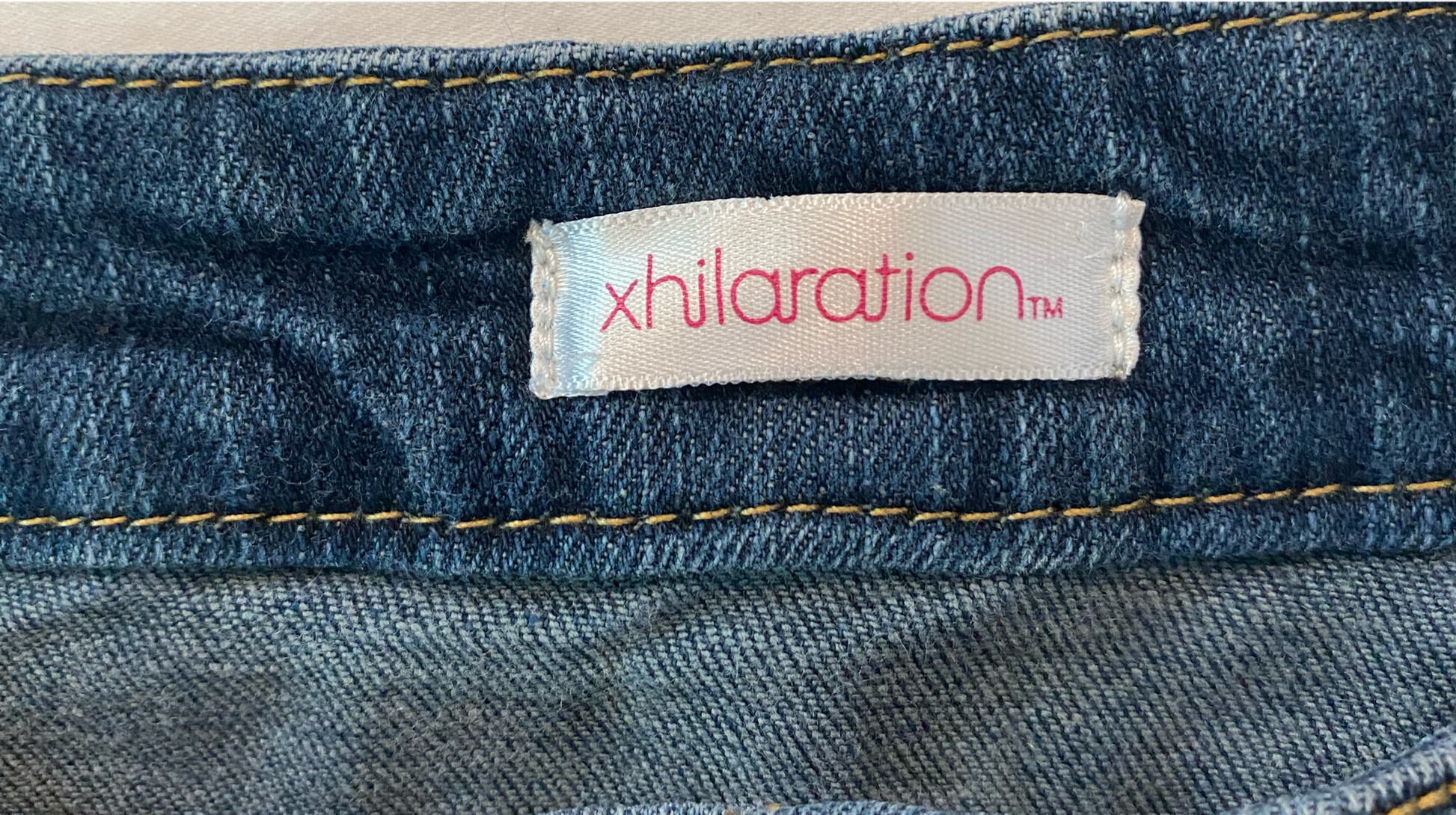 Xhilaration 3 Button Waist Denim ShortsXhilaration 3 button waist blue denim shorts with pockets.
These are perfect with your favorite flip flops and colorful t-shirt for any summer day!