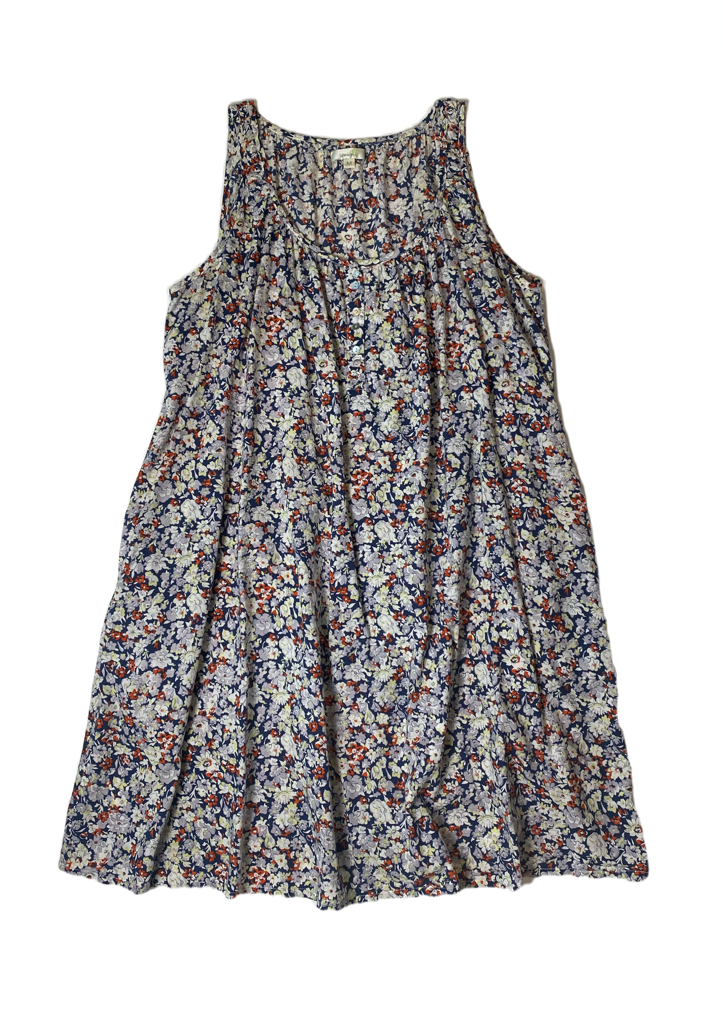 Porridge Floral Print SundressPorridge scoop neck drawstring waist floral print sundress.
This dress would look so cute with a denim jacket and white sneakers!