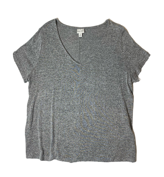 Ava & Viv Shorts Sleeve Grey Knit Shirt Ava & Viv heathered grey v-neck knit short sleeve top.