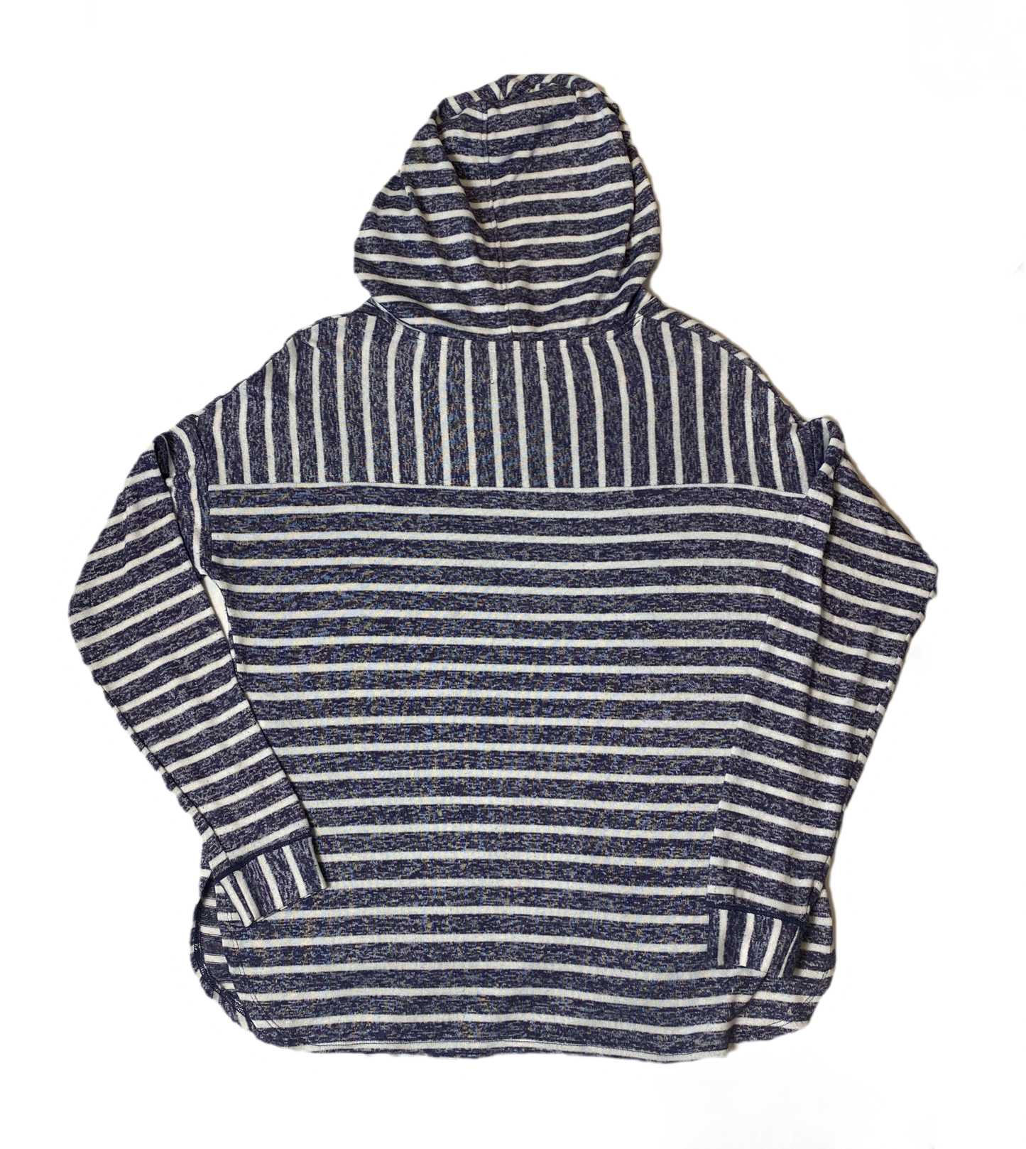 Simply Vera by Vera Wang Striped Hoodie Simply Vera by Vera Wang soft blue and white striped pull over hoodie. Long sleeves, front pocket and drawstring hood.
This is a light weight hoodie and is perfect f