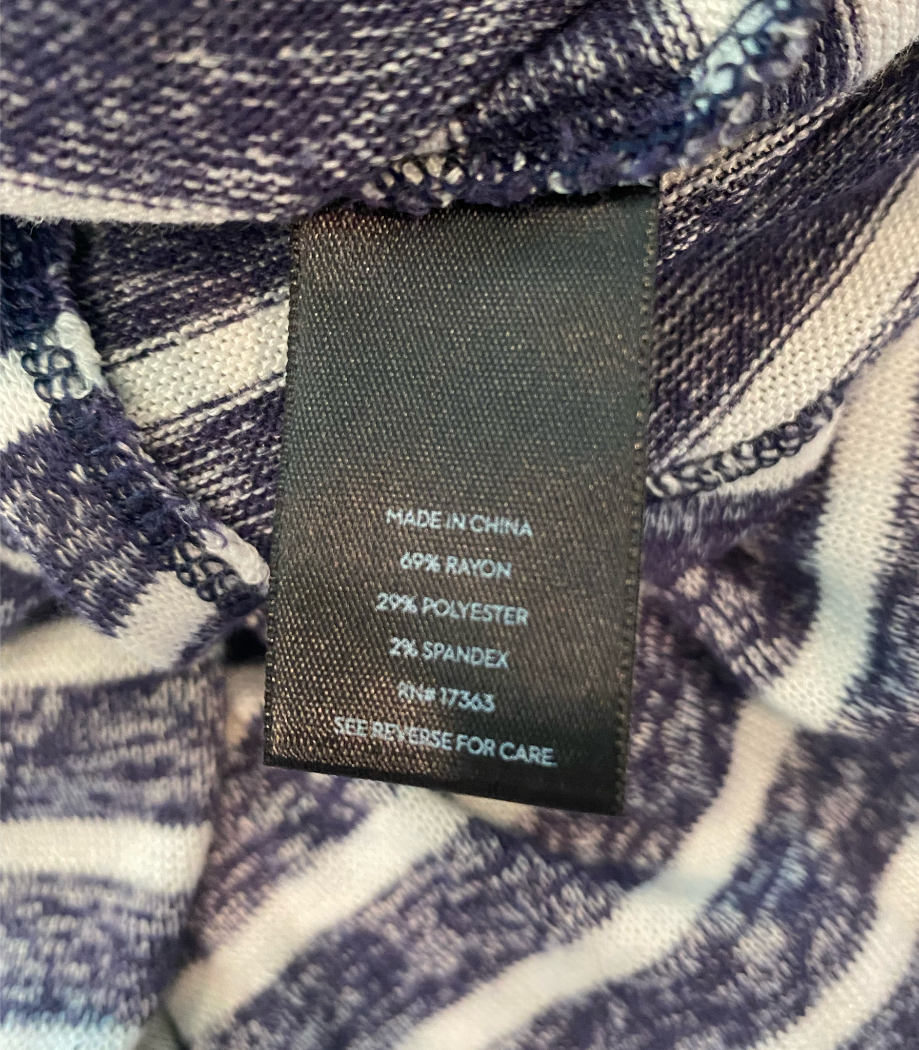 Simply Vera by Vera Wang Striped Hoodie Simply Vera by Vera Wang soft blue and white striped pull over hoodie. Long sleeves, front pocket and drawstring hood.
This is a light weight hoodie and is perfect f