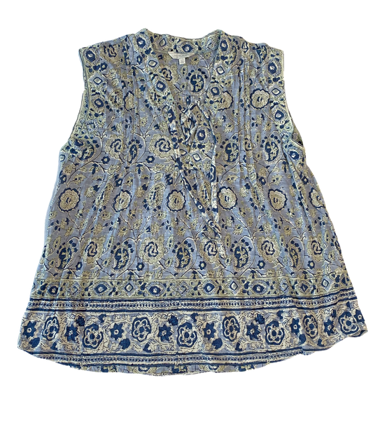 Lucky Brand Sleeveless Lace-up Print Top  Size L  Experience effortless style with the Lucky Brand Sleeveless Lace-up Print Top. The beautiful blue and green print w