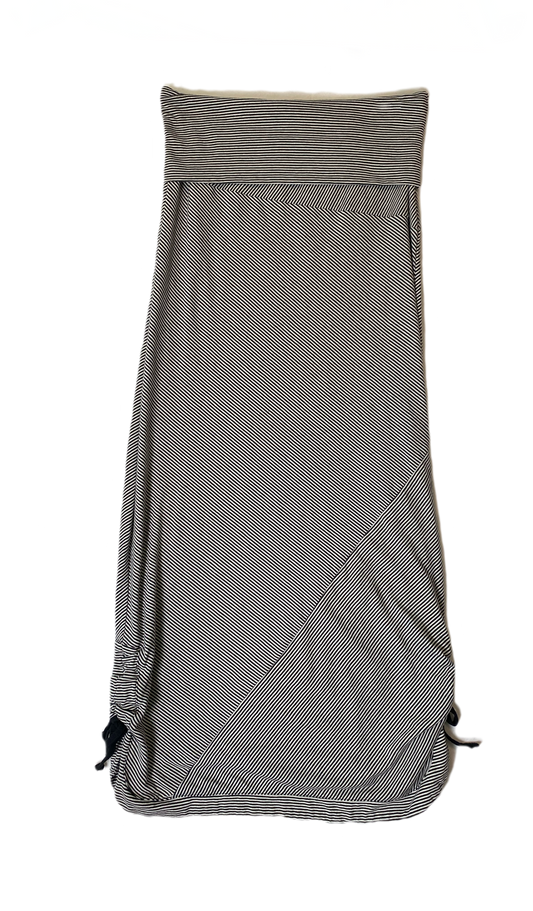 Ripcurl Long Grey and Black Stripe SkirtLong striped stretch skirt with fold over waist and adjustable gathering at bottom sides.
Great skirt for an easy day shopping!!