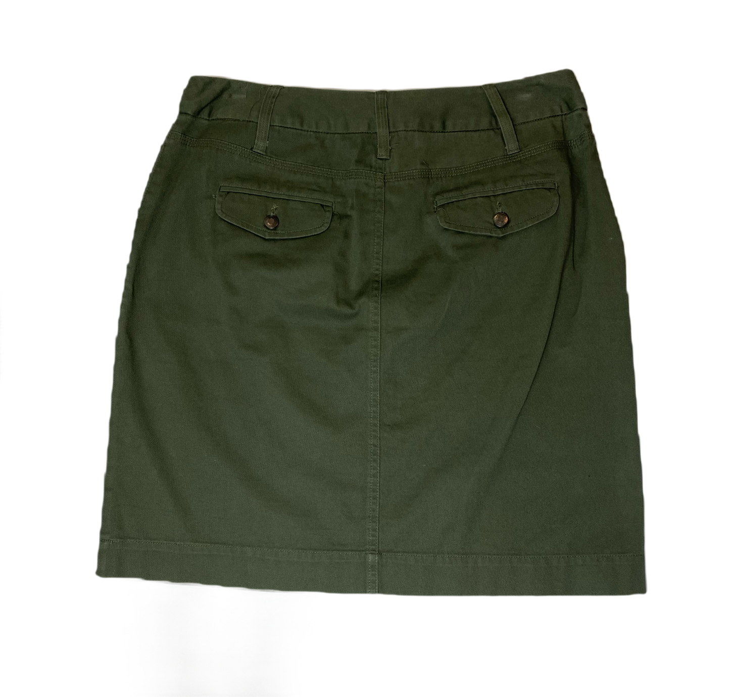 For the Republic Short Green Skirt For the Republic short straight green skirt with pockets.
Wear this as a neutral color with sandals and a denim jacket for an easy day out and about.