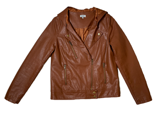 Tobi Brown Faux Leather Jacket with HoodTobi brown leather jacket with hood.
This is the perfect casual jacket you've been  missing!