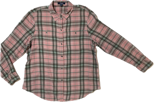 Chaps Soft Pink Plaid Flannel Soft pink with green and white plaid flannel.
Add jeans and sneakers for an easy Fall day out.