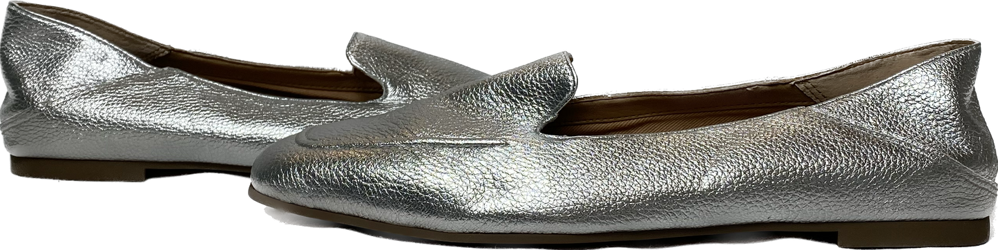 Franco Sarto Silver L-Gracie Slip-On Loafers - EUCBeautiful silver metallic leather slip-on loafers. These are the perfect easy wear shoes for an on the go day.