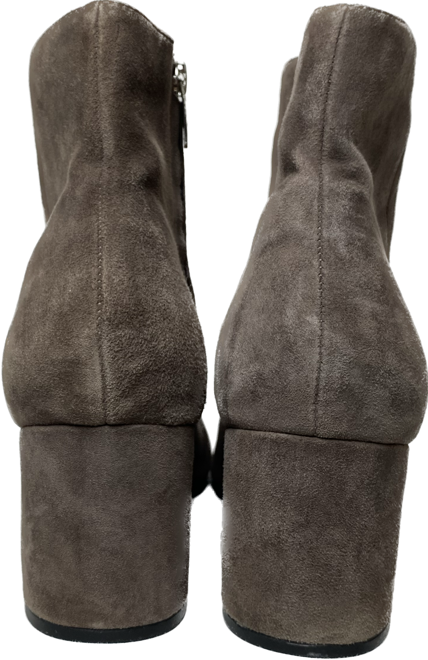 Marc Fisher Tan Suede Ankle BootsBeautiful tan suede boots with side zip and suede covered heel.
These stylish boots will pair with your jeans or tights and dress for a cozy Fall look.Marc Fisher Tan Suede Ankle BootsShoes