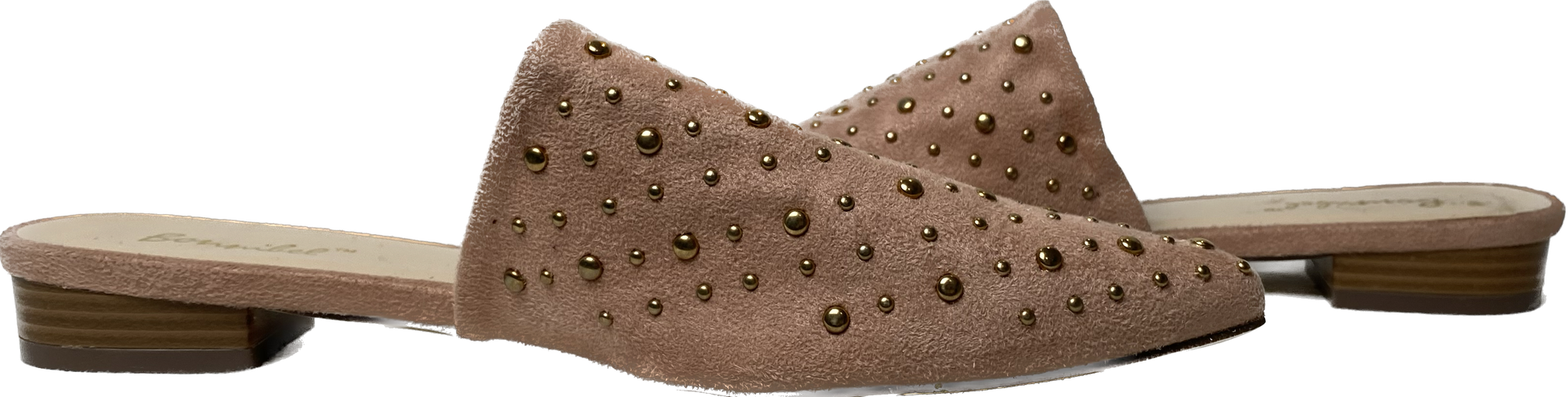 Bonnibel Blush Suede Mules with Rose Color StudsSuch a beautiful shoe! Perfect for that Fall day that is still a bit warm.
Wear this mule as a neutral with any color!
