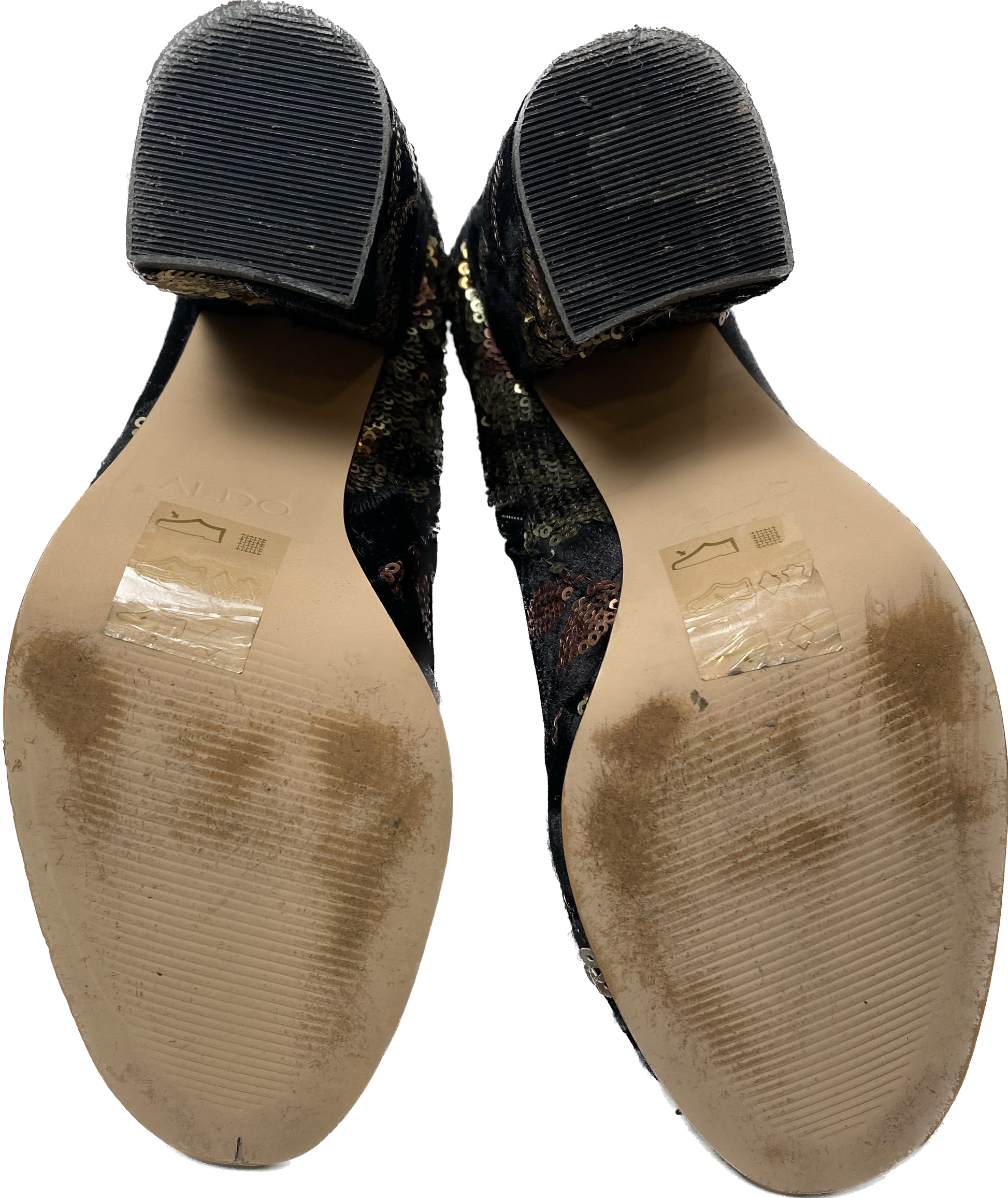 Aldo Sequin Embellished Ankle BootsWow! These are stunning boots with so much detail with the sequins..
Dress up your jeans for a fun night out, or wear with a skirt for a funky look!Aldo Sequin Embellished Ankle BootsShoes