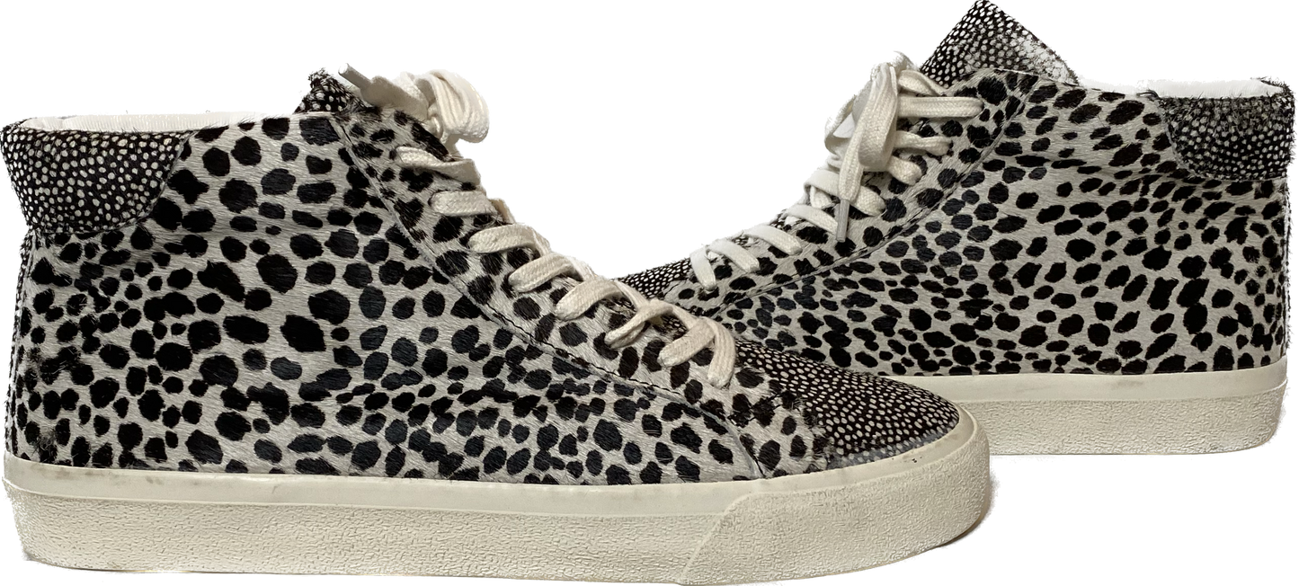 Madewell Animal Print Calf Hair Sidewalk High Top Sneakers in Spot MixThese sneakers are so cool and in great condition!!  Wear them with any outfit to make a statement and be comfortable at the same time.