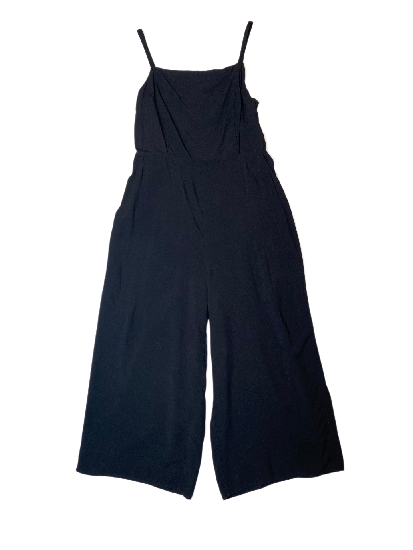 Old Navy Black Romper Such a cute flowy jumper with wide legs, pockets and spaghetti straps. You can easily layer for chillier weather or wear as is with flats or sandals in warmer weathe