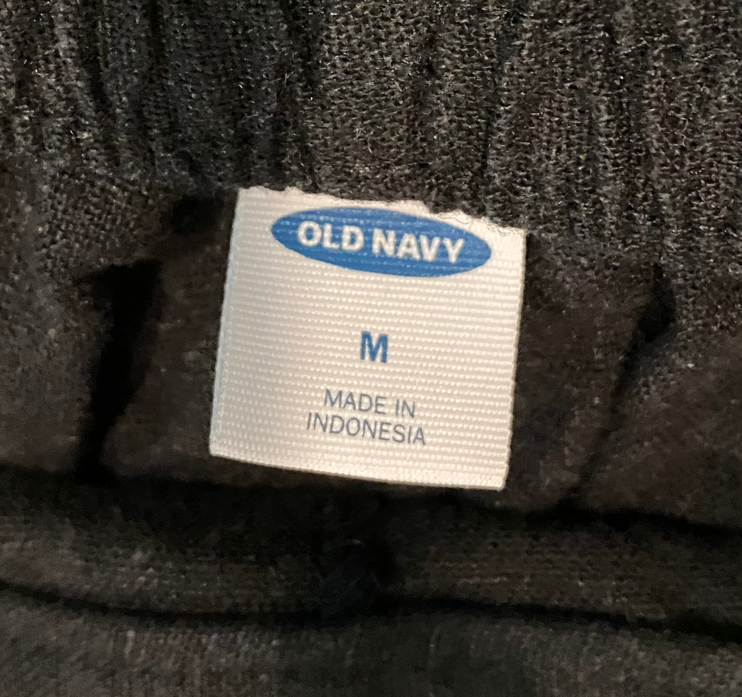Old Navy Black Pull-On Pant Classic linen pants made flowy and soft with added rayon. The elastic drawstring waist and pockets makes these the "go to every time" pant!