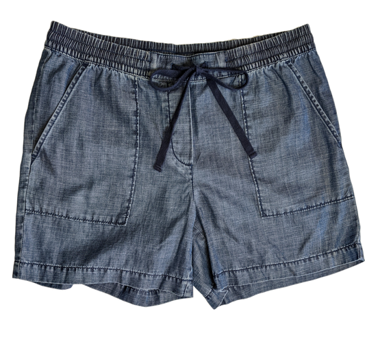 Talbots Drawstring Waist Shorts Talbots drawstring elastic waist shorts with front and back pockets.