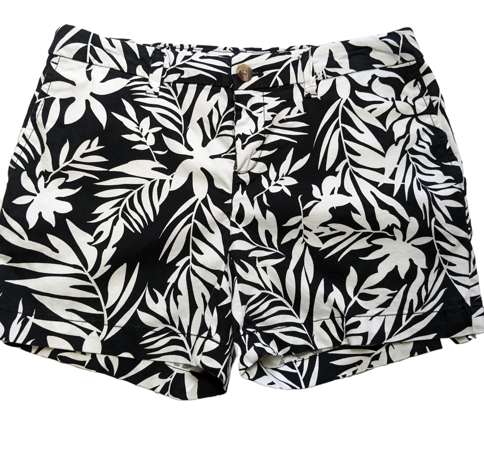 Faded Glory Tropical Print Shorts  Faded Glory black and white tropical print zip front shorts with pockets