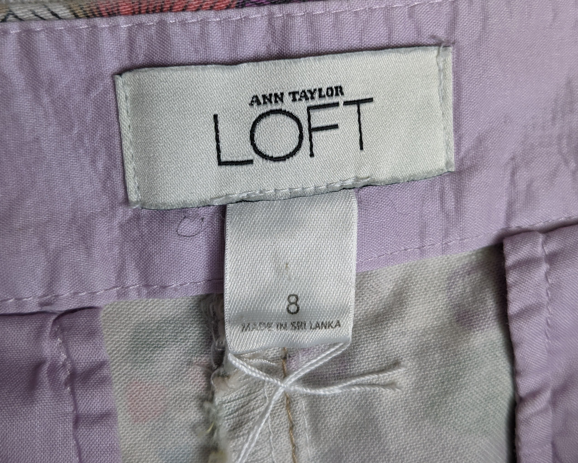 LOFT Floral Printed ShortsLOFT multi color floral print shorts with pockets.
With all the great colors, these are easy to pair with almost any top.
