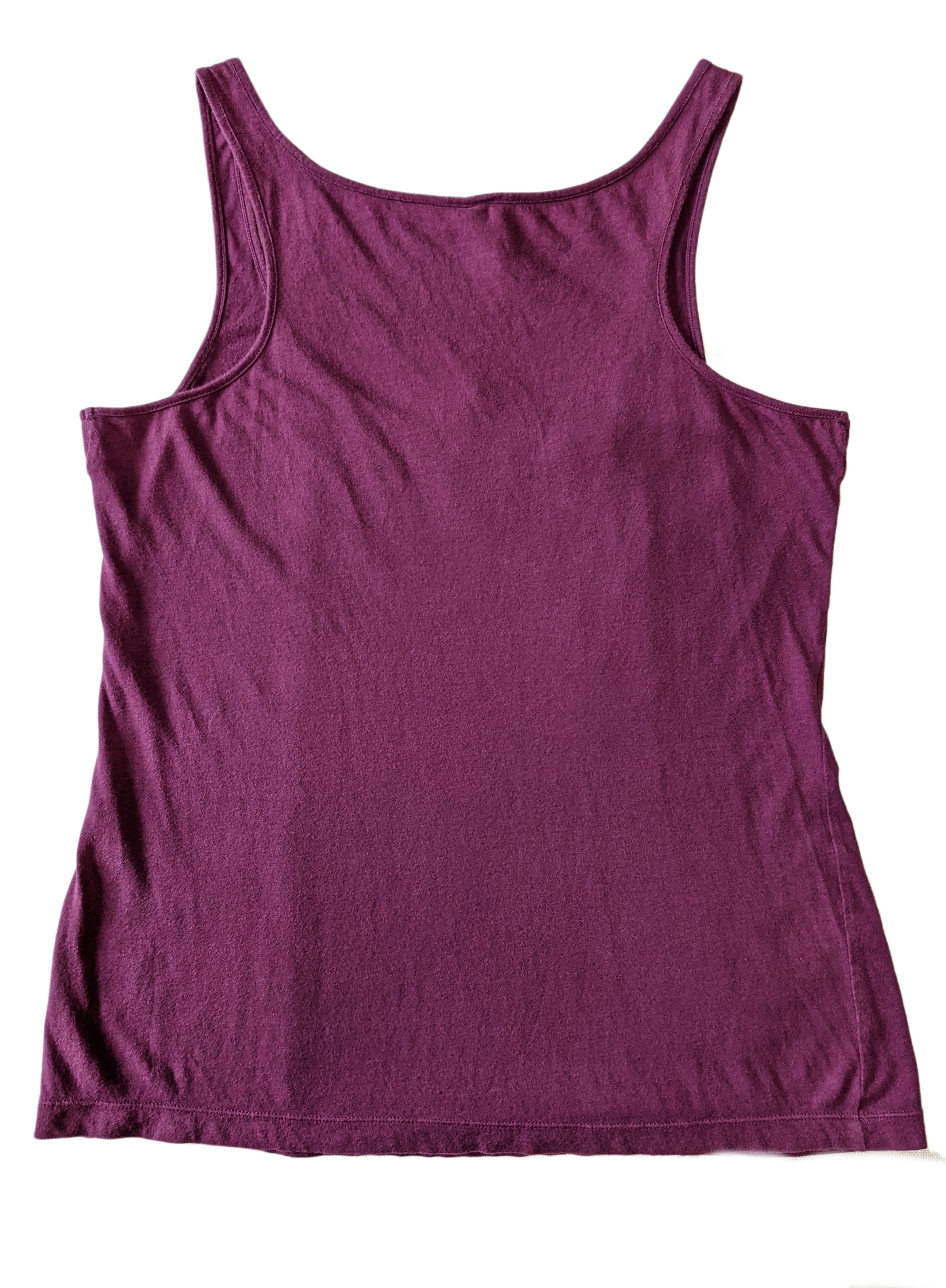 Eloise By Anthropologie Magenta Tank With Pink Bow detail Unleash your playful side in the Eloise tank by Anthropologie! This tank features a vibrant magenta color an