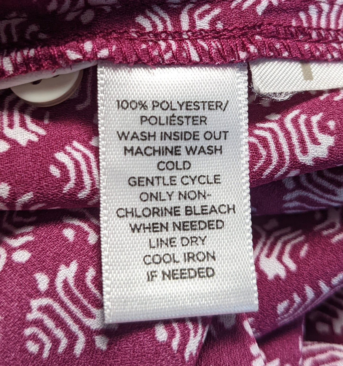 Loft Magenta Flutter-sleeve Sleeveless blouse Add a pop of color to your wardrobe with this playful LOFT magenta blouse. The flutter sleeves add a touch of whimsy, p