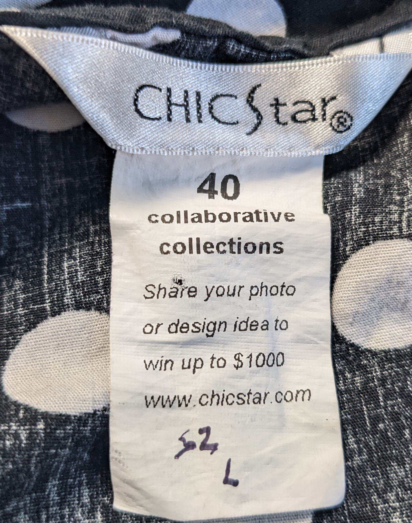 Chic Star Sweetheart Polka Dot Halter TopGreat top to add wow to an outfit!  Wear it with jeans or a skirt, and it will just pop!  Layer a jacket or blazer over it in cooler weather!