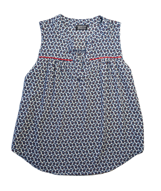 Papermoon Sleeveless Top with Paisley PrintThis is a great way to step up your style.  Throw this on over jeans and you have a great outfit.  Wear heels and a blazer, or sneakers and a sweater.  Great looks e