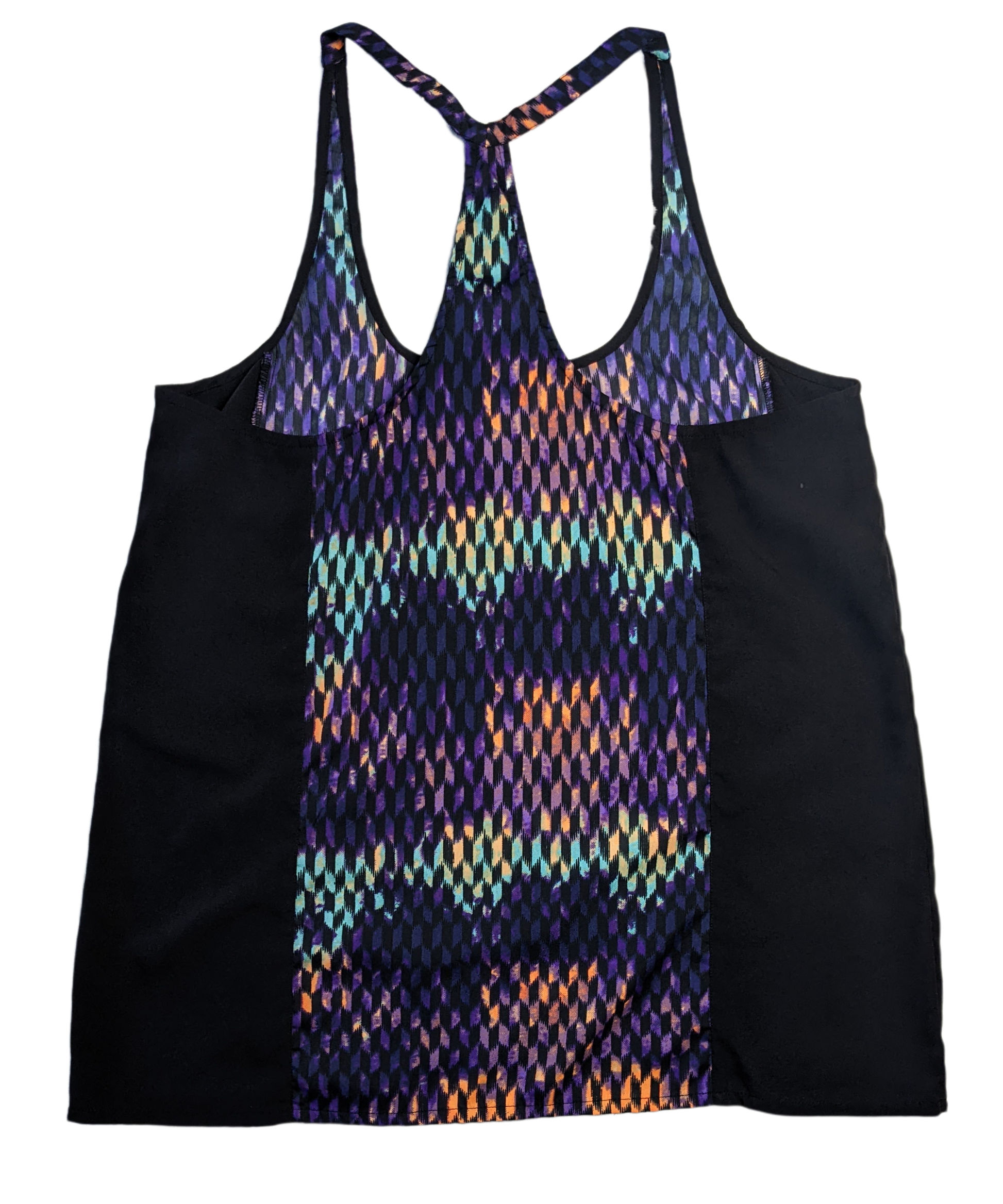 Hurley Racer Back Black Tank with Printed DetailsThis is a great tank for being on the beach, or at the gym.  The colors are great, and the styling is slimming!  You can't go wrong.