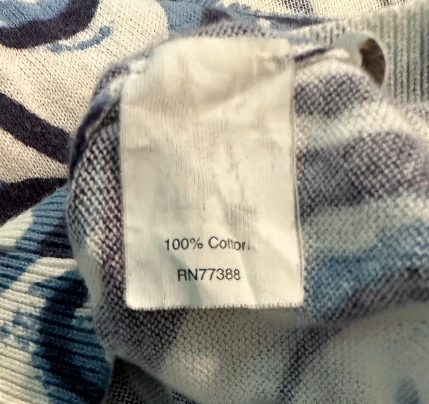 J Crew Blue Swirl Print Light Weight CardiganThis J Crew white with blue & black swirl print cardigan is crafted with 100% cotton, making it lightweight and comfortable. Featuring a classic 3/4 sleeve lengtCrew Blue Swirl Print Light Weight CardiganSweater