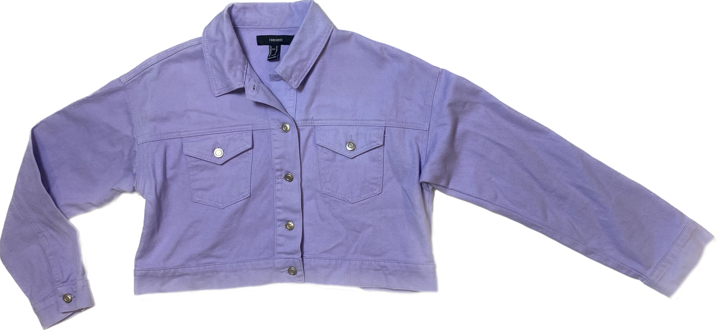 Forever 21 Lavender Crop Denim JacketLove this jacket! It's the ideal color to wear in any time of the year!
Pair this with a plaid shirt, jeans and boots, or a sundress and espadrilles.