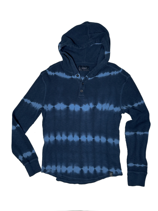 Lucky BrandRock the Lucky Brand Tie Dye Thermal Hoodie and you'll have a jacket that lets you stay comfy and keep your street style game strong! Max out your chill levels with HoodieLucky Brand Tie Dye Thermal HoodieLucky Brand Tie Dye Thermal Hoodie