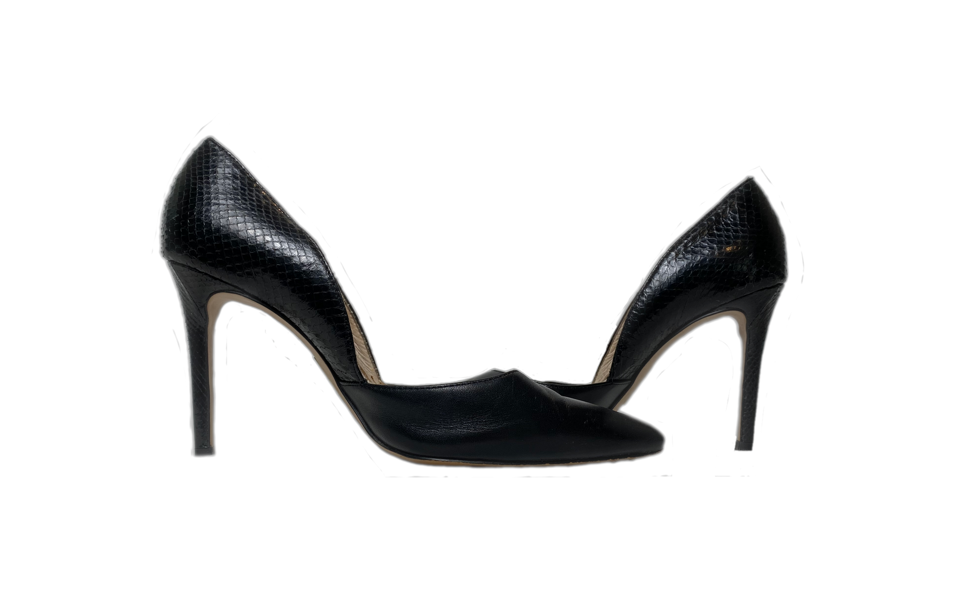 Louie et Cie Black D'Orsay Pumps Classic black d'orsay pump with Amazon Snakeskin on the back half of shoe and Coastal Calf Leather on the front. They feature 3.5" heels.
Looking for the ideal shoe