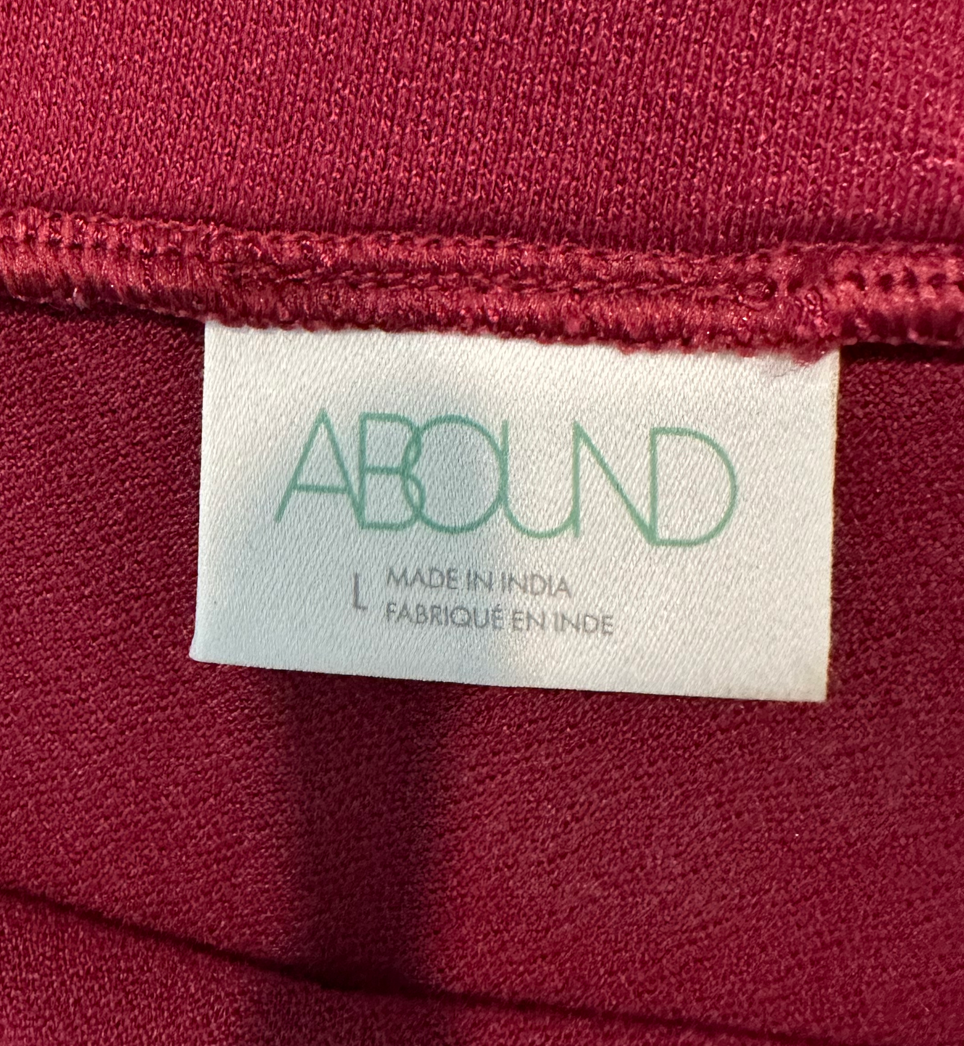 Abound Printed Burgundy Midi SkirtThis skirt looks great with a white t-shirt and denim jacket, or a chunky black sweater and tall black boots.