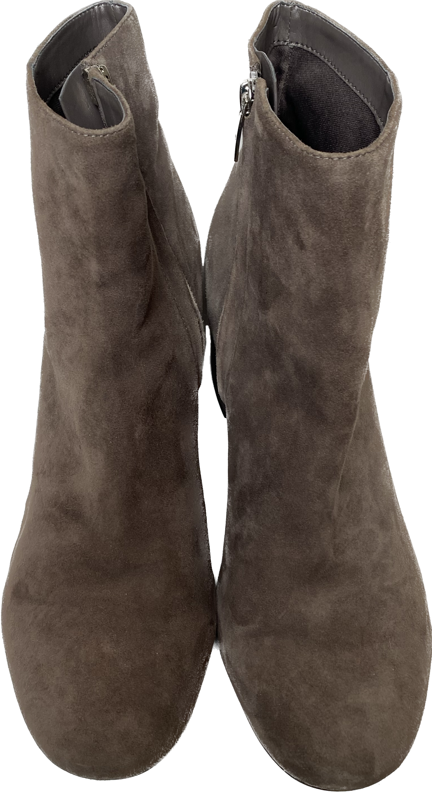 Marc Fisher Tan Suede Ankle BootsBeautiful tan suede boots with side zip and suede covered heel.
These stylish boots will pair with your jeans or tights and dress for a cozy Fall look.Marc Fisher Tan Suede Ankle BootsShoes