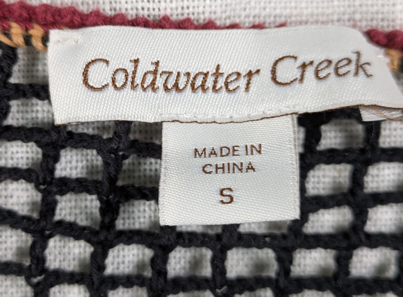 Coldwater Creek Multicolor Crochet Sweater Size Small Stay cozy and stylish with this Coldwater Creek Multicolor Crochet Sweater in size small. Handcrafted with croc