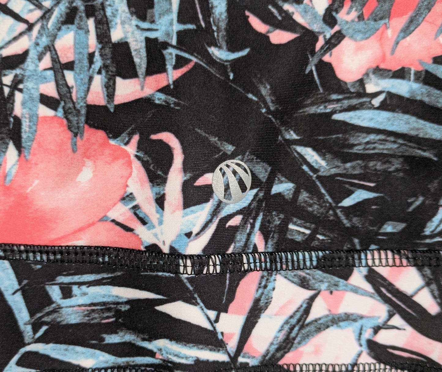 Marika Sport Cropped Tropical Print Leggings Size XL NWT