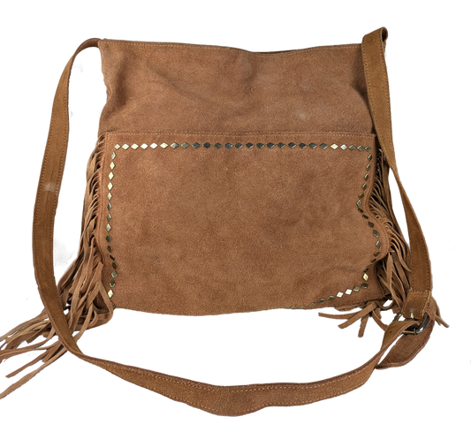 Steve Madden Tan Suede Studded Boho Western Cowgirl Fringed Shoulder B Indulge in the boho-chic style with the Steve Madden Tan Suede Studded Fringed Shoulder Bag. M