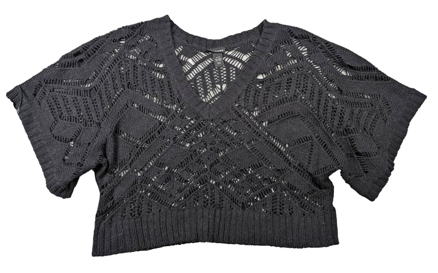 Lane Bryant Black Crochet Cropped Sweater  Size 14/20 Rock the ultimate boho-chic look with Lane Bryant's Black Crochet Cropped Sweater in size 14/20. The intricate 