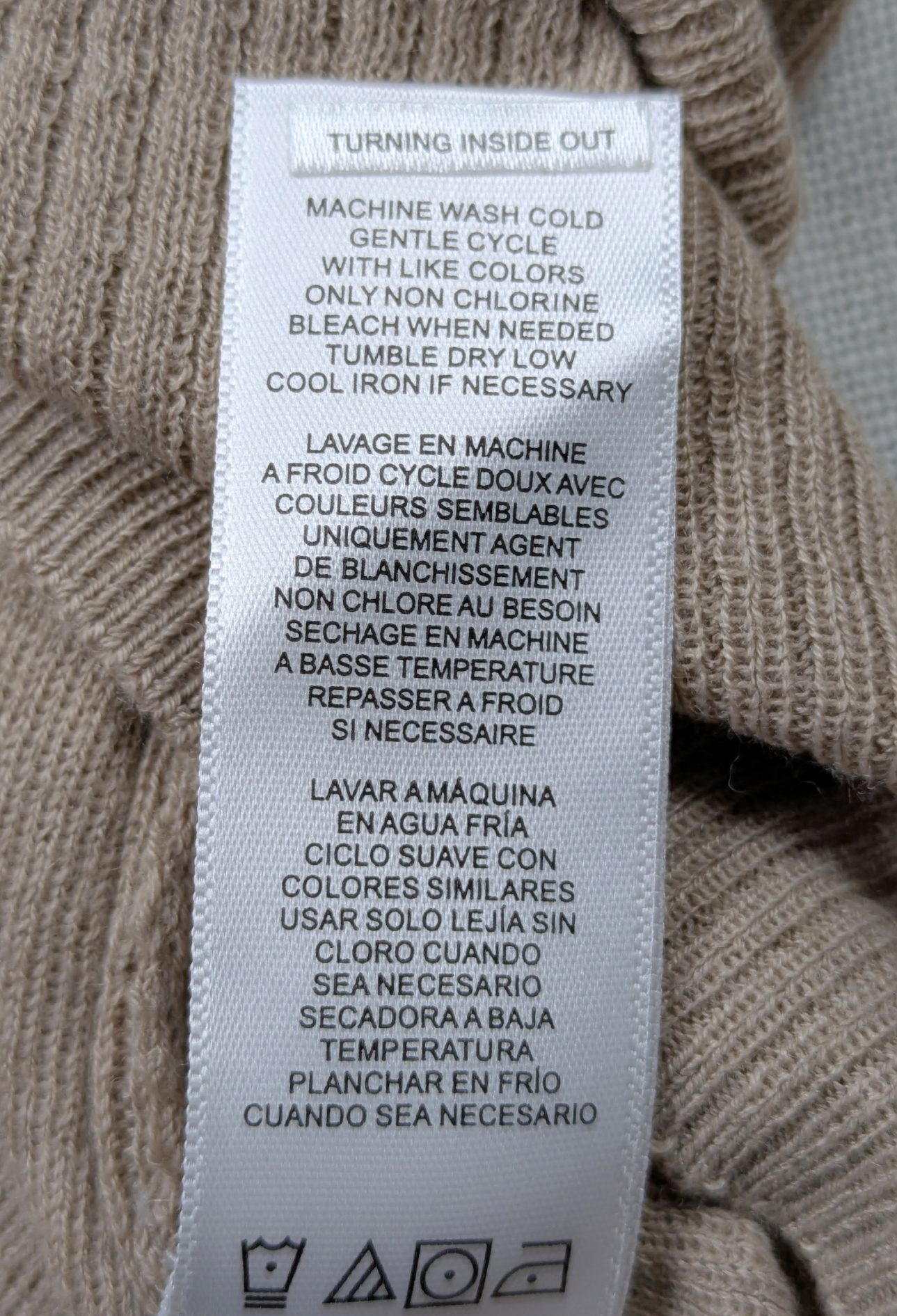 Splendid Georgie Cashblend Rib Sweater Size XL Get ready to experience sweater dressing in a whole new light. The Georgie Rib Sweater is topped with a fabulous bubbl