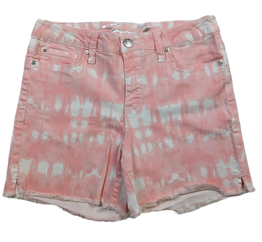 Seven 7 Jeans Pink Tie Dye Weekend Short Size 8 Add some color to your wardrobe with Seven 7 Jeans Pink Tie Dye Weekend Short in size 8. Made with a comfy and stretc