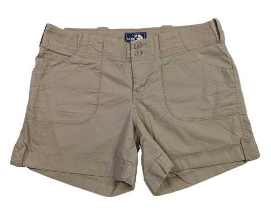 The North Face Tan Hiking Shorts Size 8 Get out and explore in style with these North Face Tan Hiking Shorts in size 8. Made with a cotton and elastane blend, they o