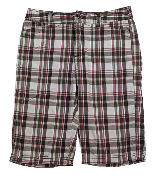 Dress Barn Plaid Bermuda Shorts Size 4 Step into Style with these