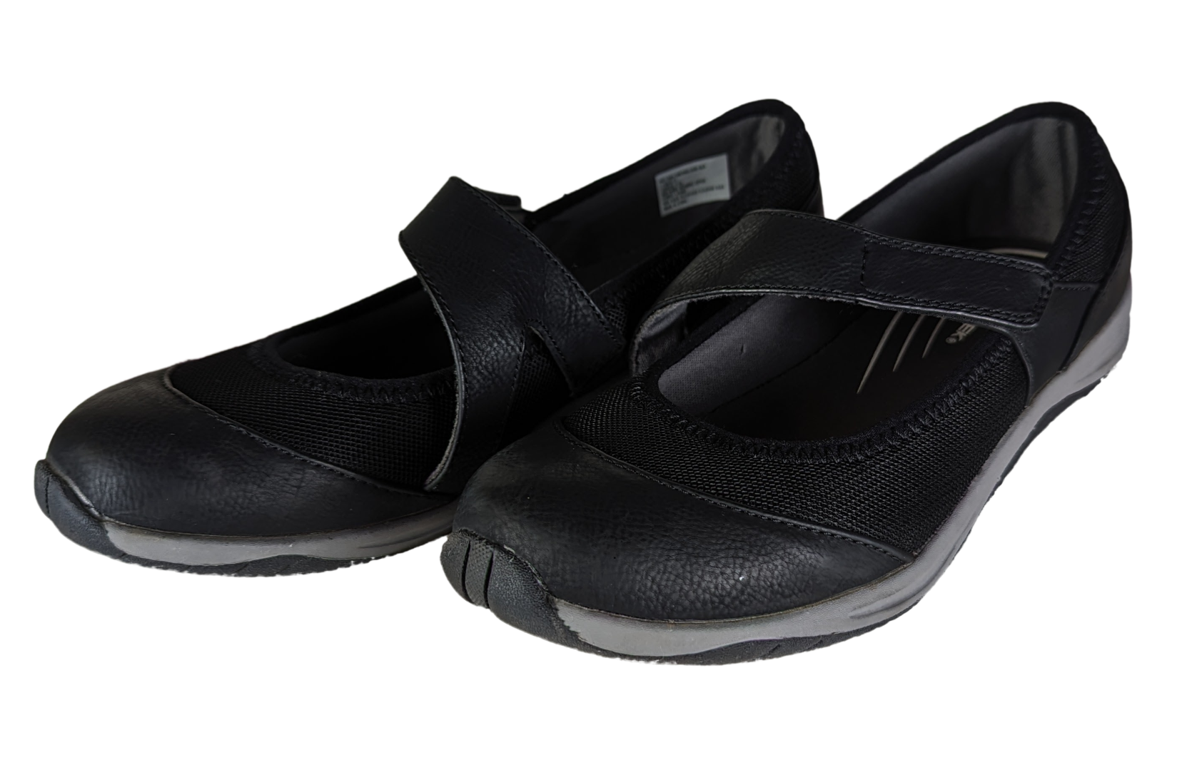 Mountrek Melissa Black Mary Janes EUC size 7 1/2 Explore in comfort with Mountrek Melissa Mary Jane style shoes. Made of durable black leather and nylon, these shoes