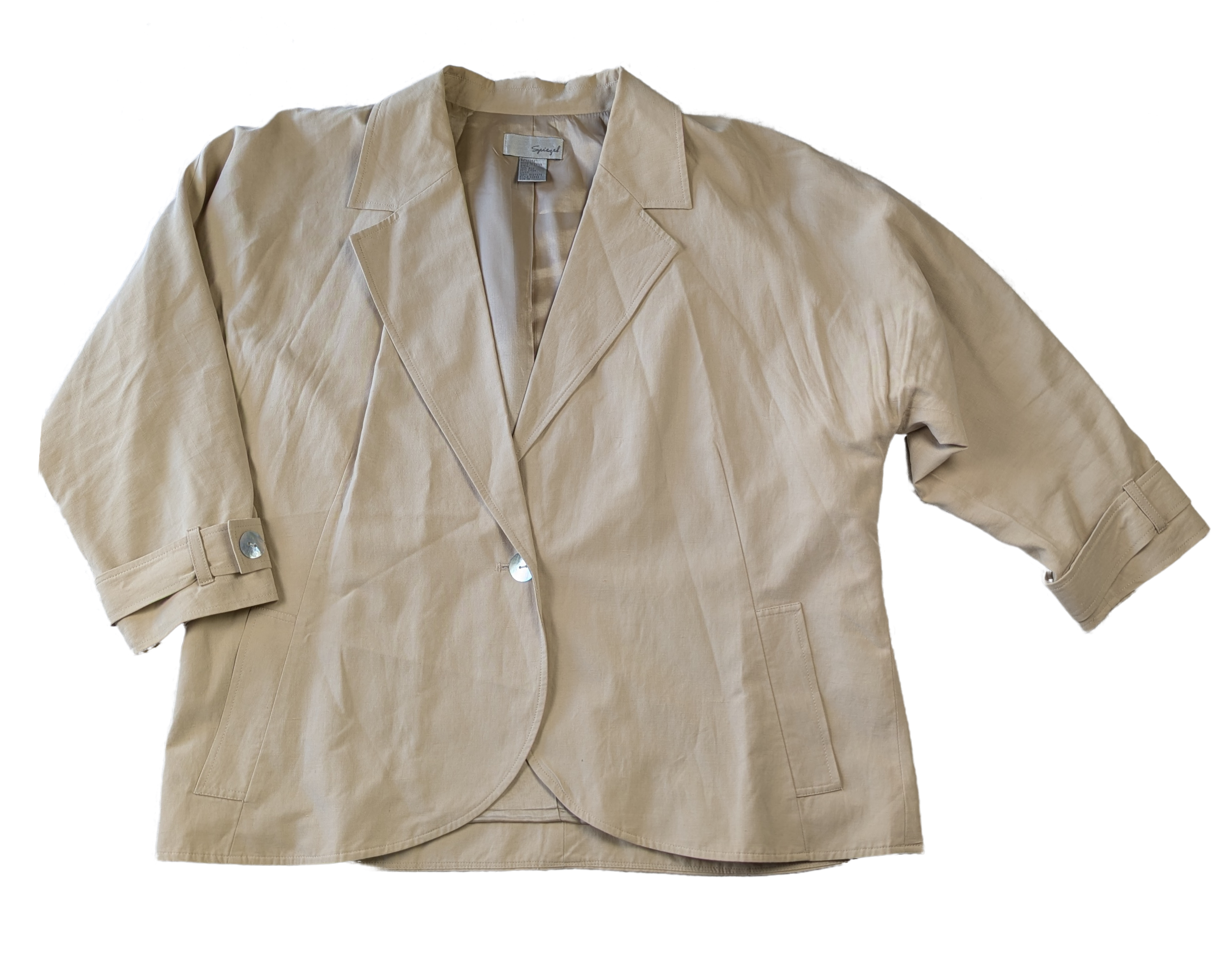 Spiegel Silk/Linen Blazer with Shell Button Size 18 Stand out in style with our Spiegel Silk/Linen Blazer! Crafted from a luxurious silk/linen blend, this tan blazer