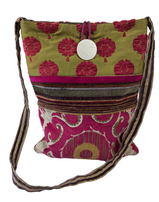 Dorit Collection Patchwork Purse Shoulder Bag Cottage Boho Fairy This Dorit Collection patchwork messenger bag, handmade by Dorit Berger, is the perfect blend of boh