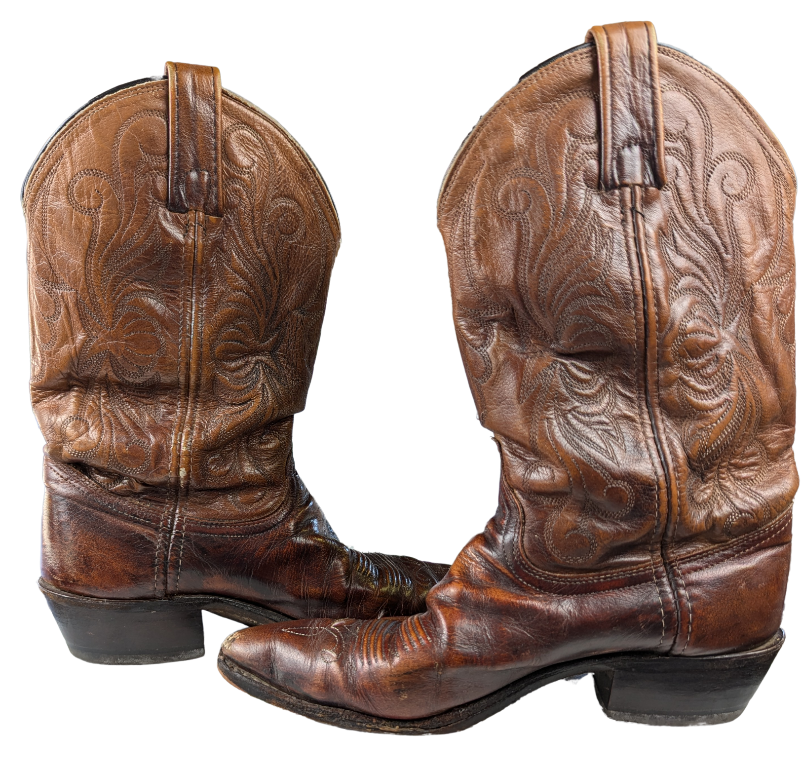 Dan Post Cowboy Boots Size 8 (Men's 6.5) Kick up your style with these Dan Post cowboy boots! Made from high-quality leather, these boots are designed for the fashio