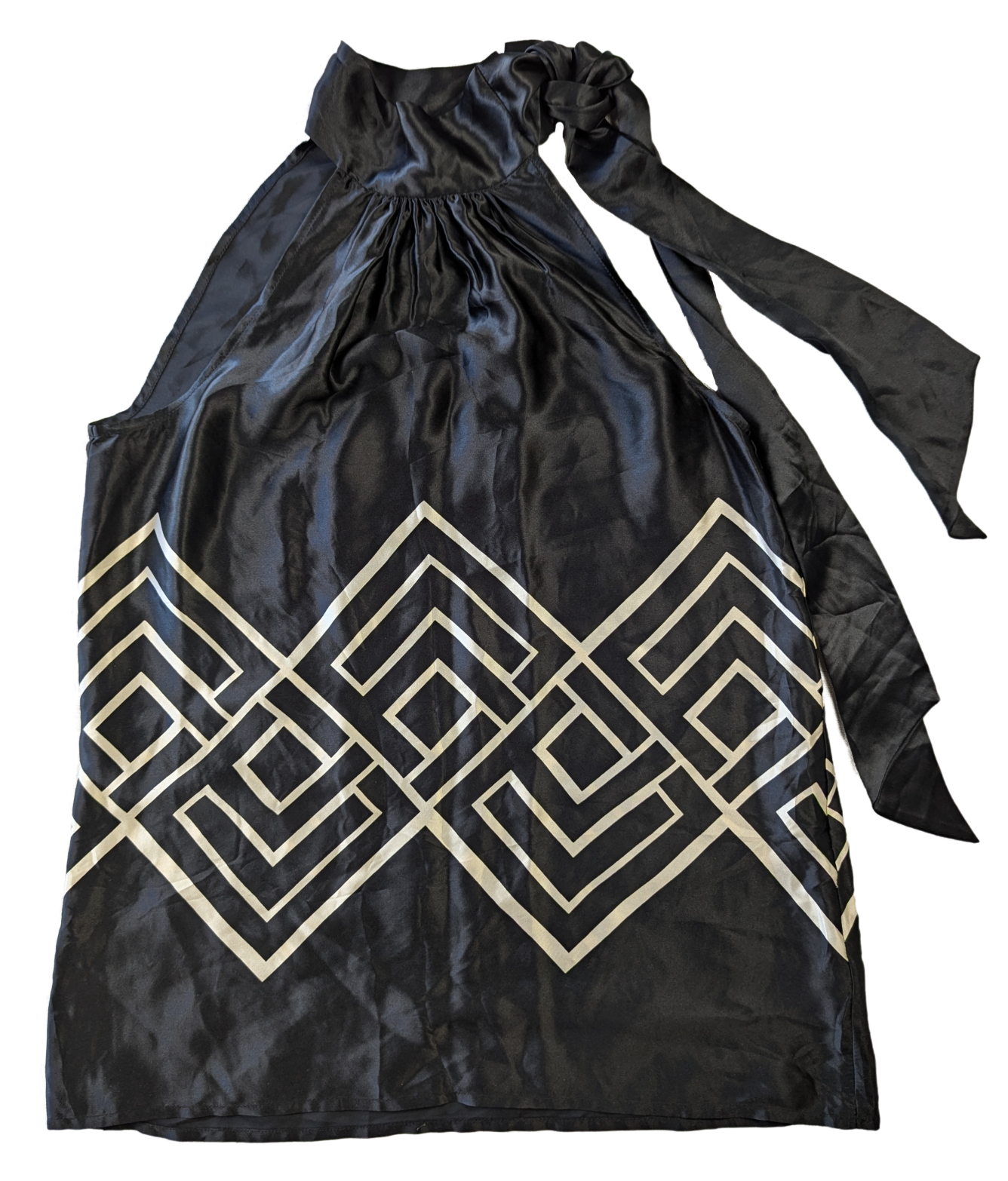 Michael Kors Black Silk Halter Top with Geometric Design Size 2 This sensational Black Silk Halter Top from Michael Kors is a must-have addition to your wardrobe! Th