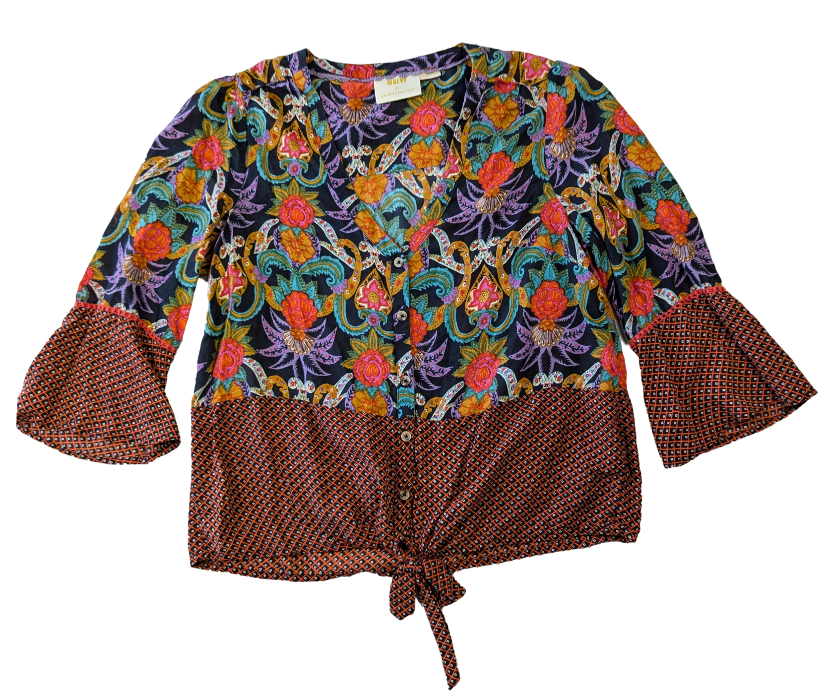 Maeve by Anthropologie Bell-Sleeve Tie-Front Boho-Style Blouse Size 4 Unleash your inner boho babe in Maeve's button-up blouse. Featuring a playful tie-front and tren