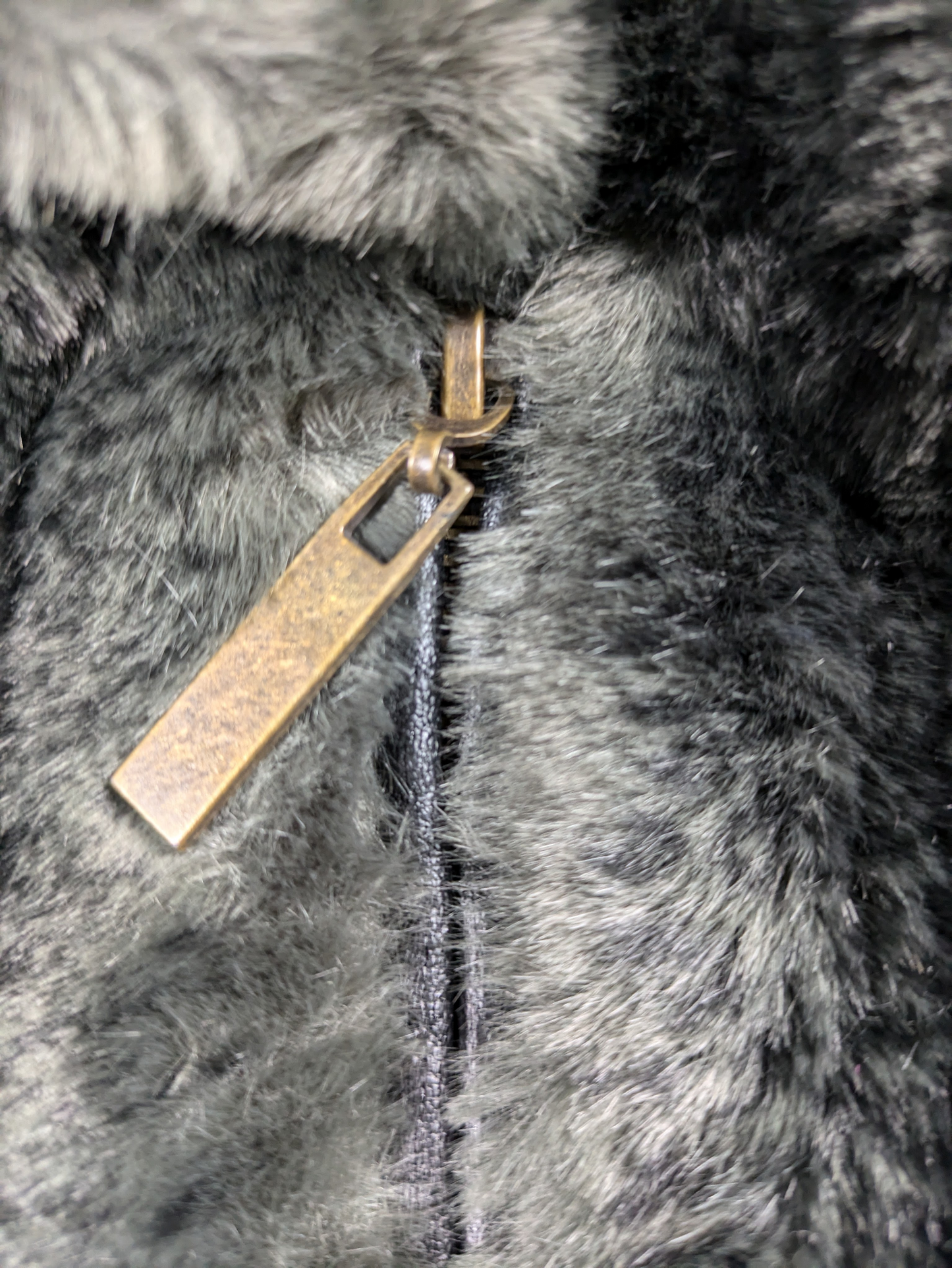 Kristen Blake Faux Fur Jacket with Zip closure Size XL