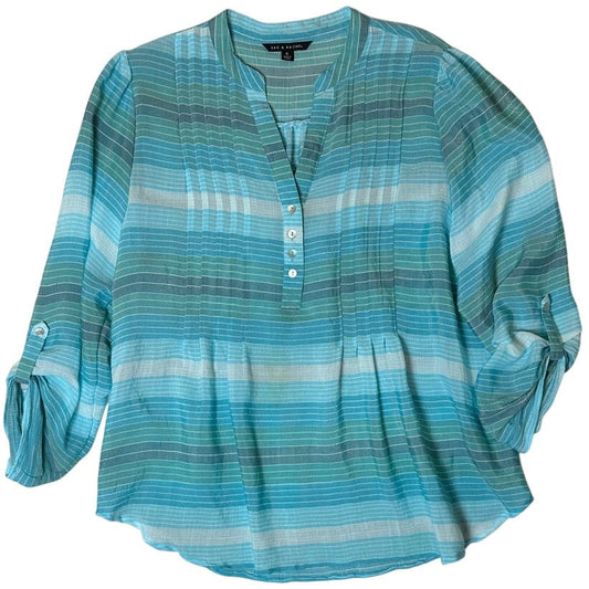 Zac & Rachel Multi Blue Stripe Semi Sheer Blouse size XL Step out in s Step out in style with this gorgeous Zac & Rachel blouse! Featuring a chic multi-blue stripe p