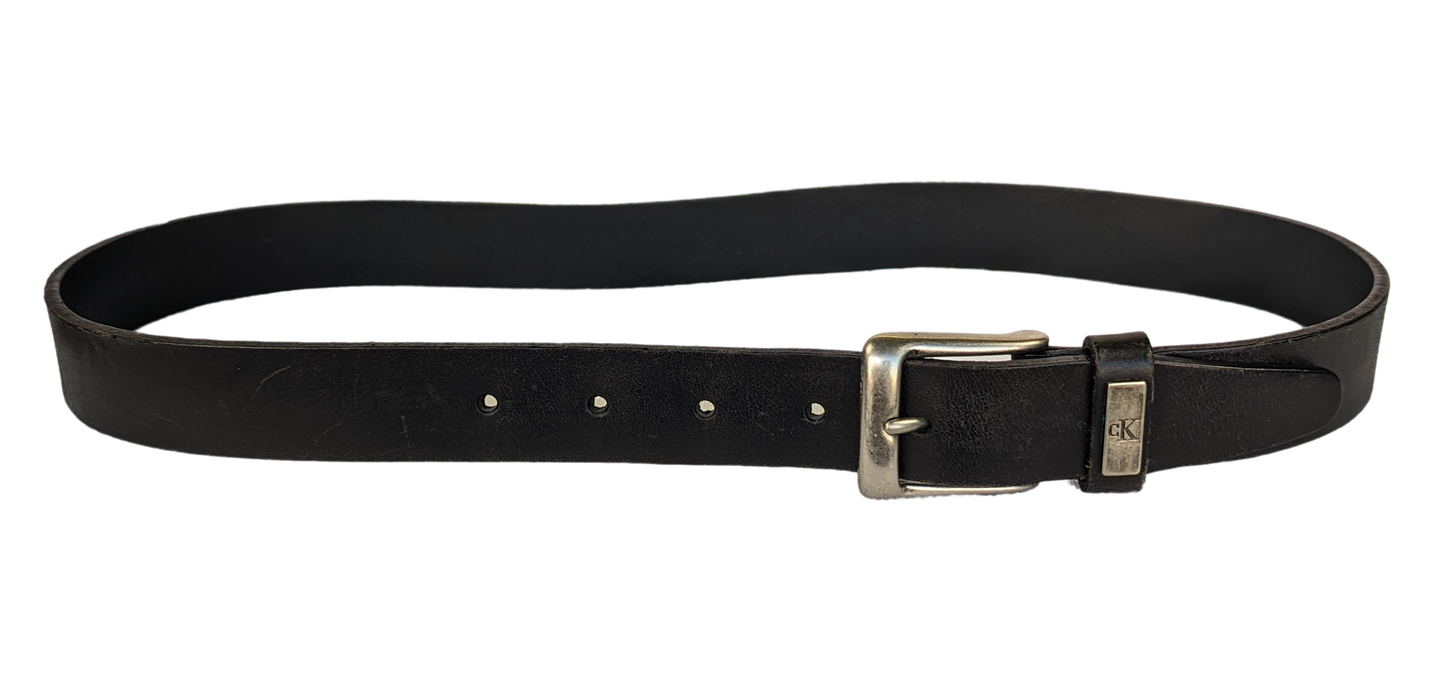 Calvin Klein Perfect Black Leather Belt with nice silver metal buckle.Length - 30" - 34"beltCalvin Klein Black Leather Belt - EUCCalvin Klein Black Leather Belt - EUC