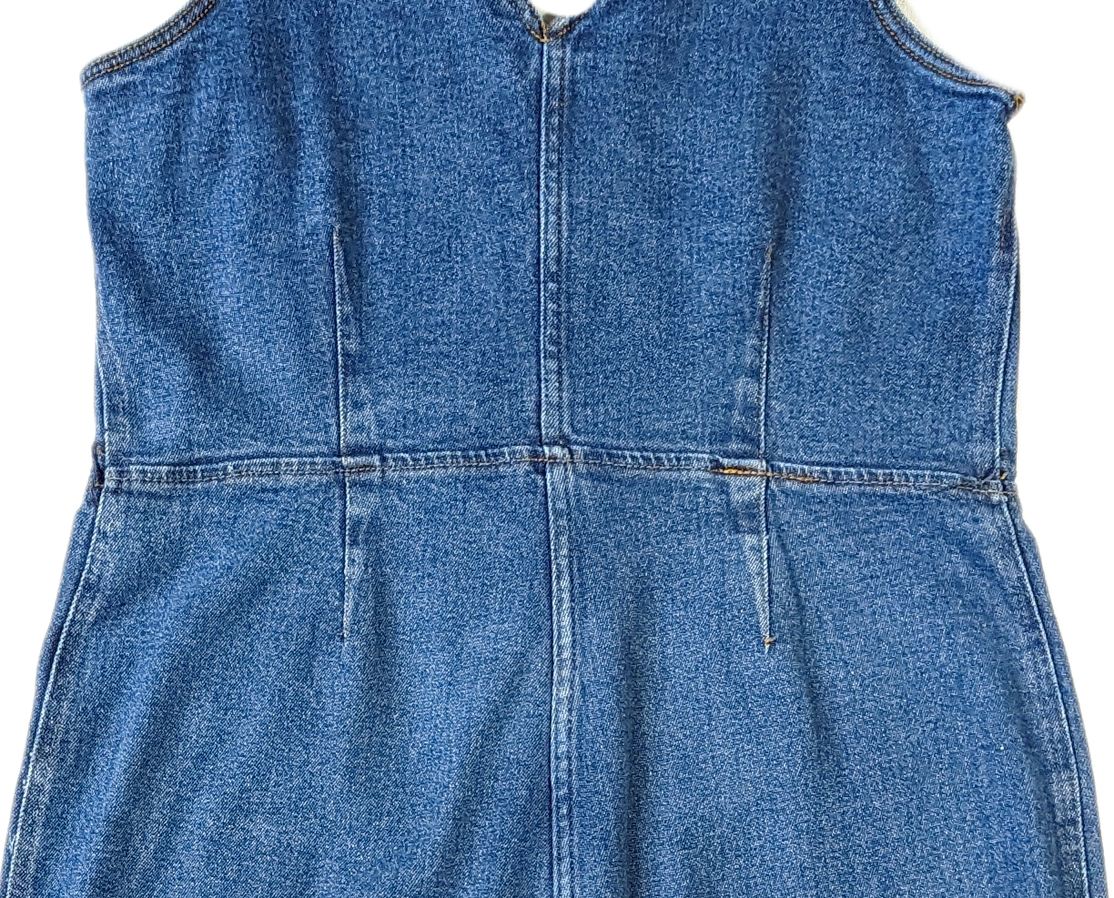 Universal Thread Wide Leg Denim Jumper Size 16 Step into effortless style with the Universal Thread Wide Leg Denim Jumper. This sleeveless, button-front piece in siz